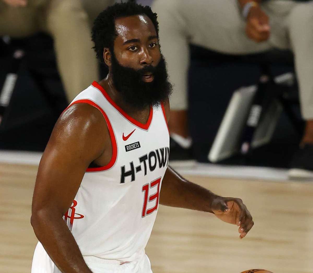 再次展示出 再次展示出