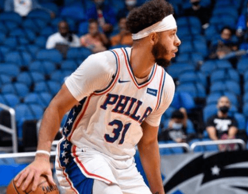 秀的足球运 秀的足球运