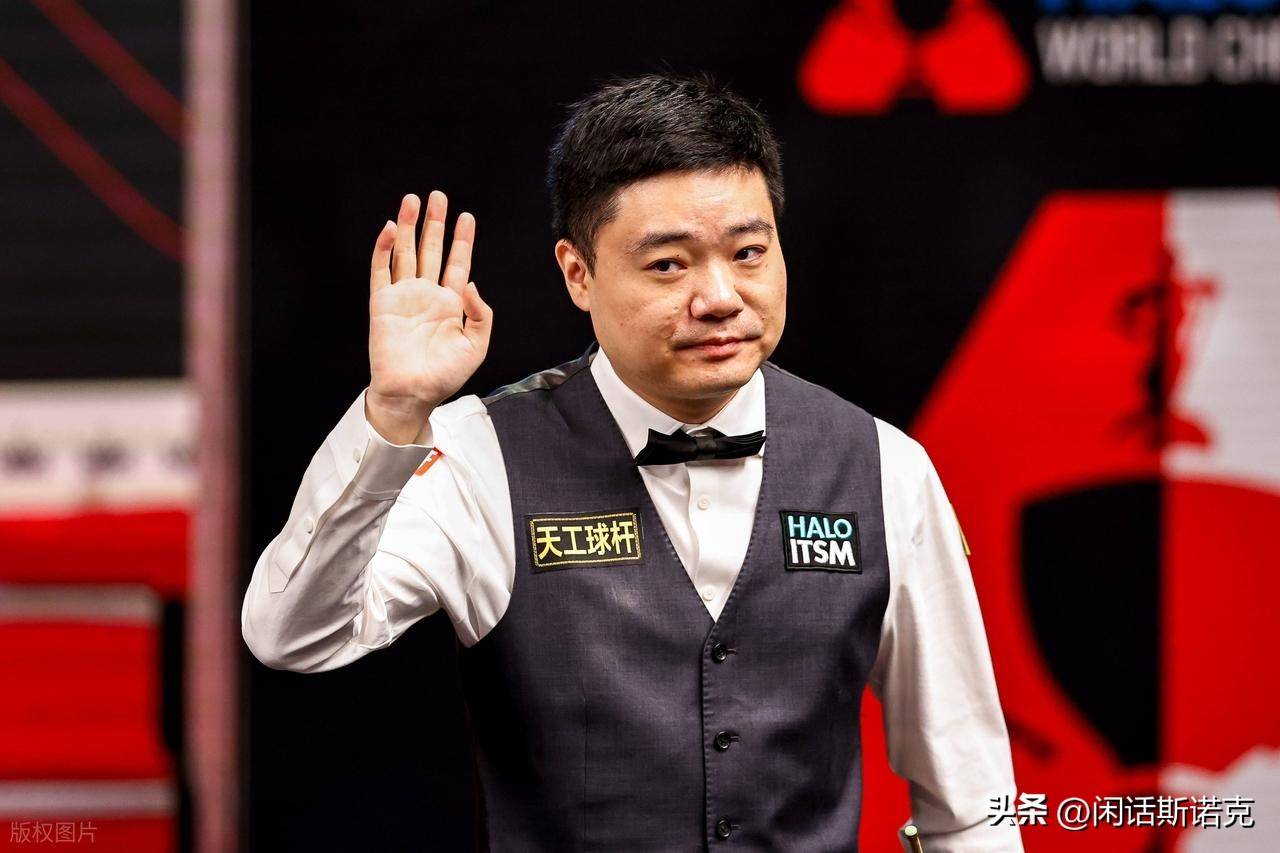 理查兹走进 理查兹走进